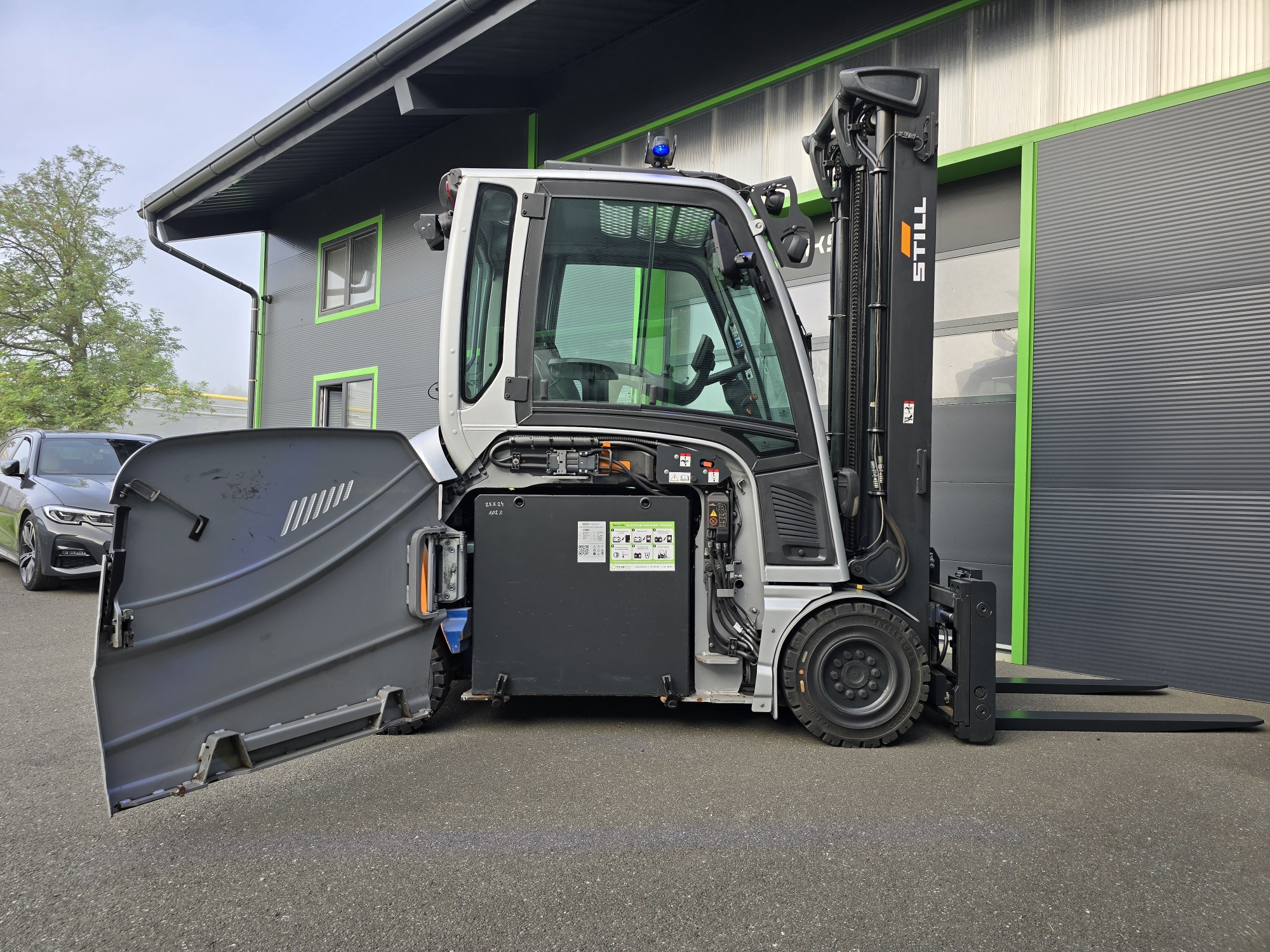 Viličar STILL RX60-30L-Obnovljen-Kabina-Pozicioner-Baterija 102%