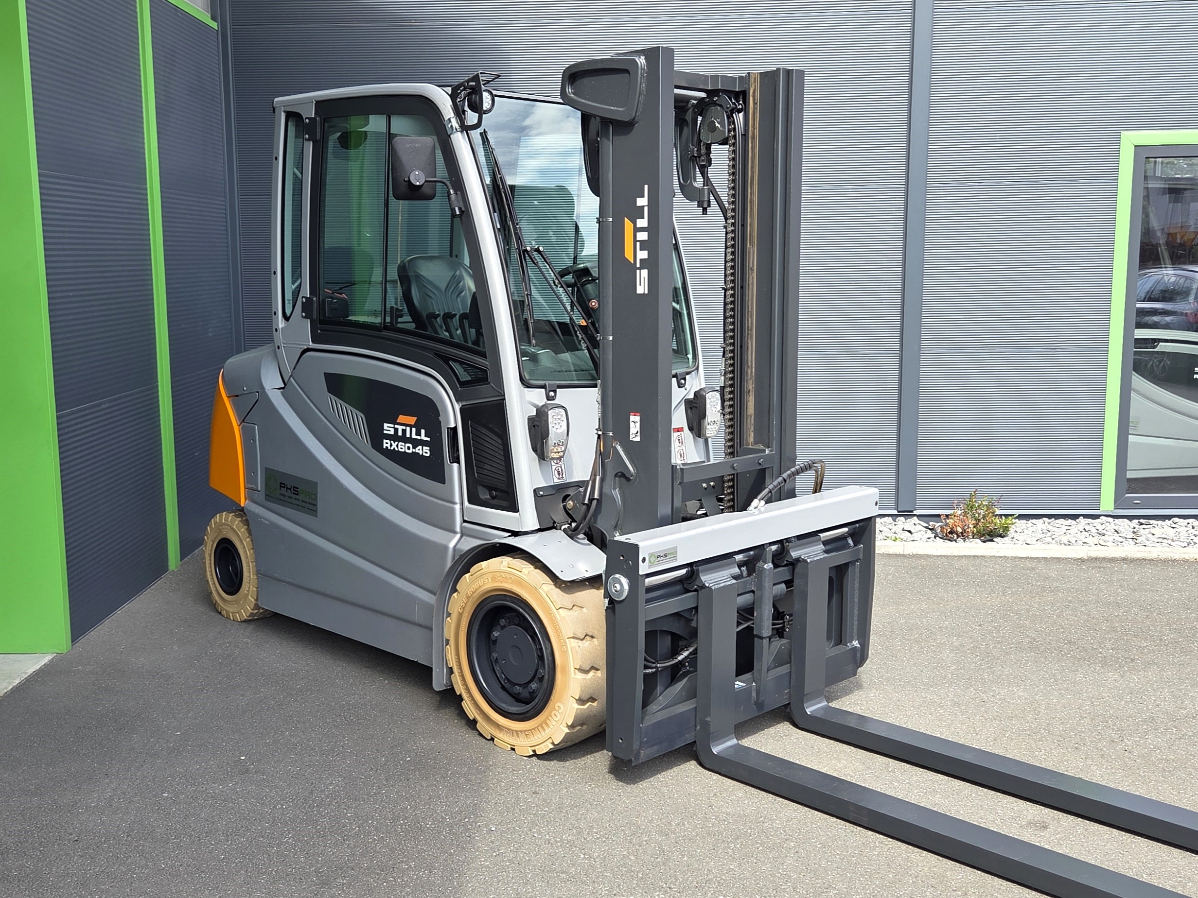 Viličar STILL RX60-45-Obnovljen-Pozicioner-Baterija 100%