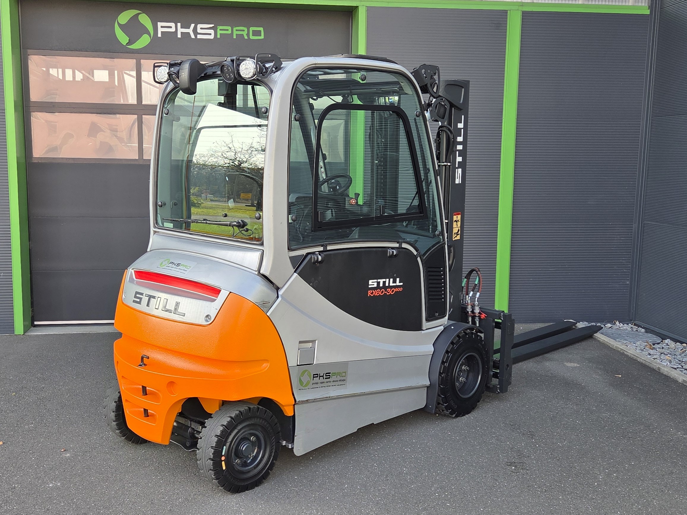 Viličar STILL RX60-30L/600-Mehansko obnovljen-Pozicioner-Baterija 86%